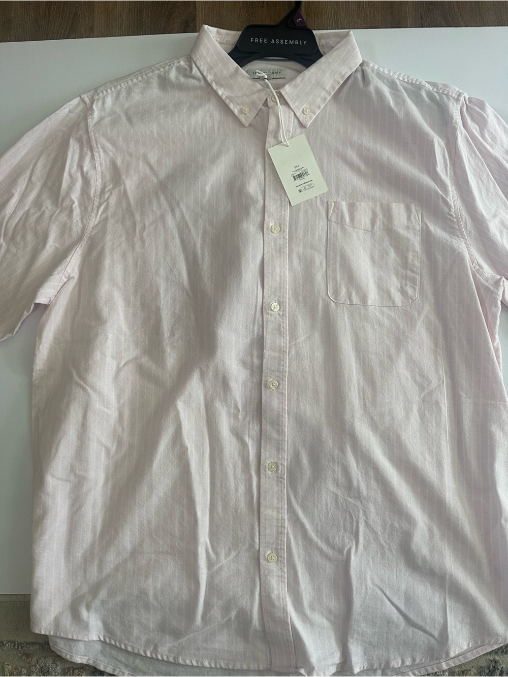 Men’s Light Pink Button-Down Oxford Shirt